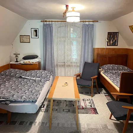 Apartment Vinny Sklipek Stary Vinar Kelcany